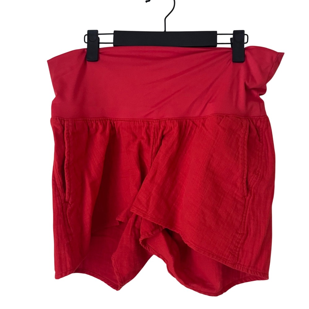 Old Navy Maternity Red Textured‎ Gauze Full Panel Shorts Small High Rise Casual